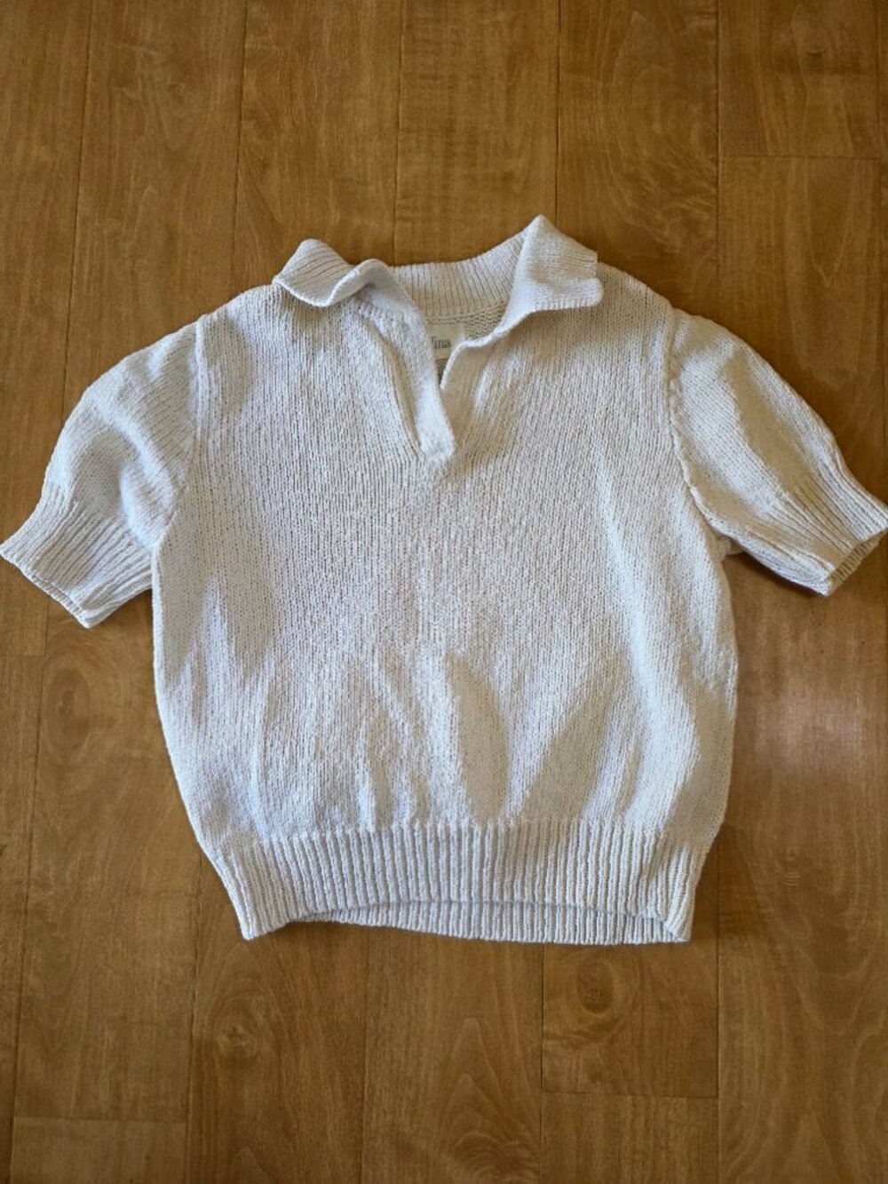 Beklina white/cream cotton short sleeve knit polo. Size S/M